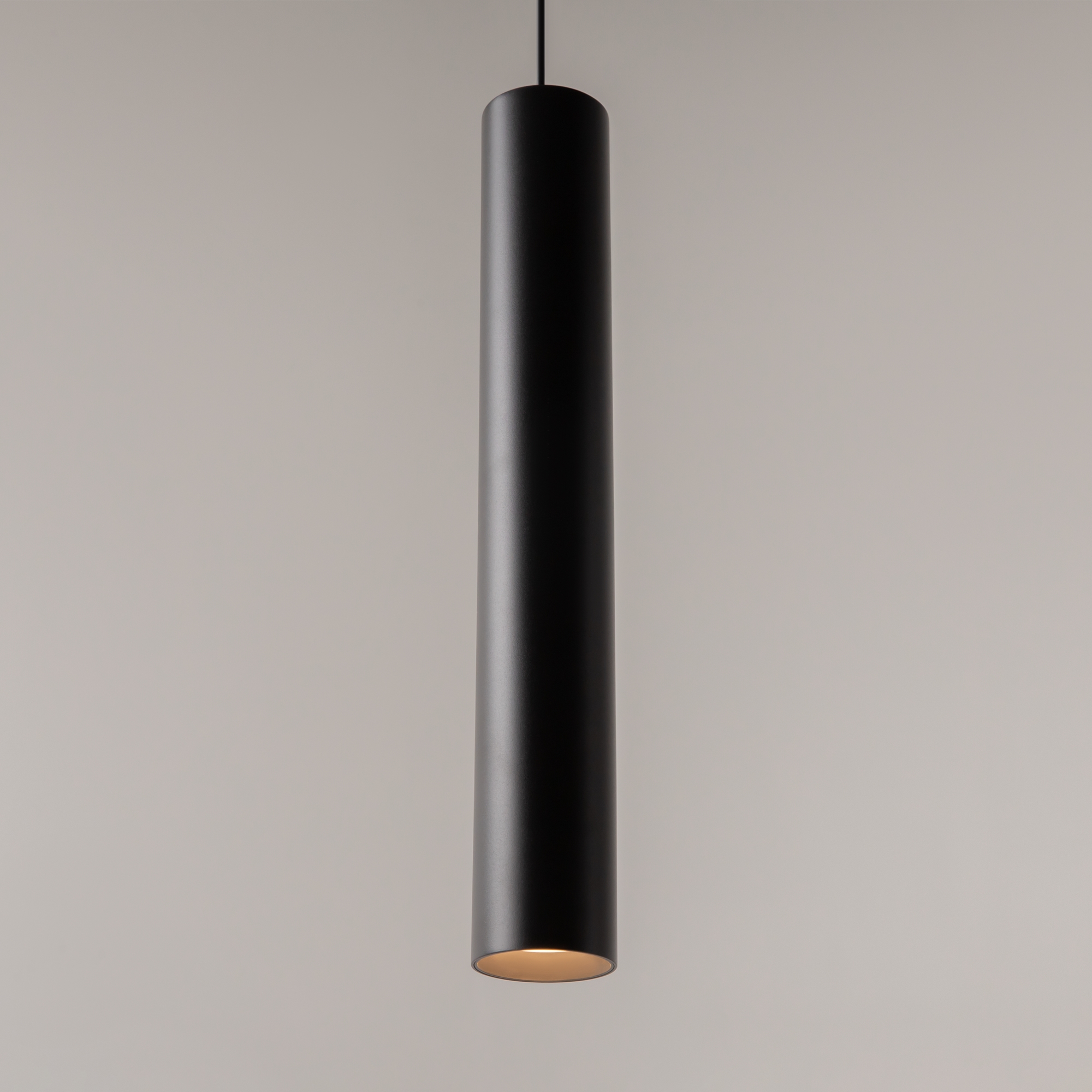 картинка Подвесной светильник Maytoni MOD161PL-01B1 магазин pro-decor.kz являющийся официальным дистрибьютором в Казахстане картинка Подвесной светильник Maytoni MOD161PL-01B1 от магазина pro-decor.kz