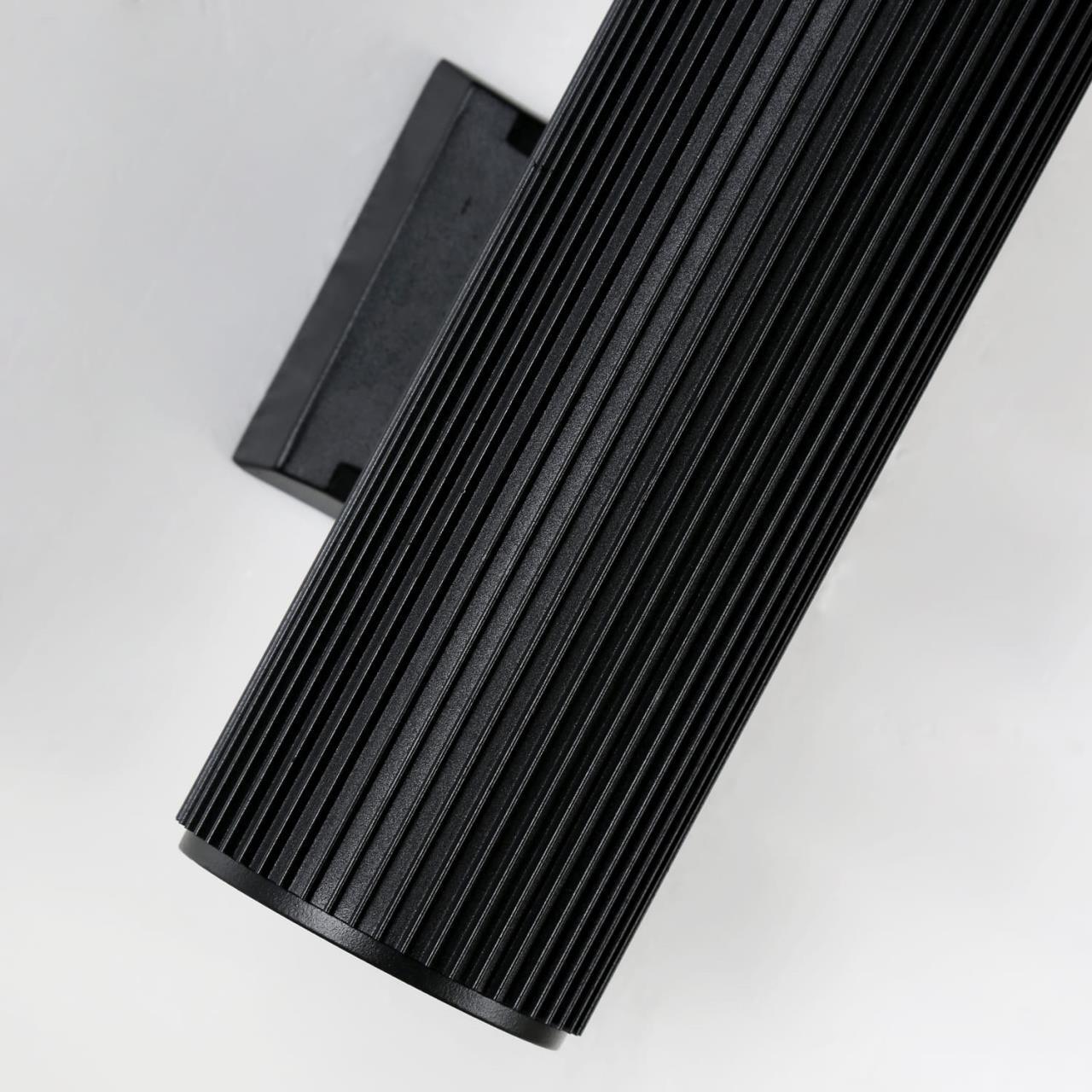 картинка Уличный настенный светильник Favourite Pola 2858-2W от магазина pro-decor.kz