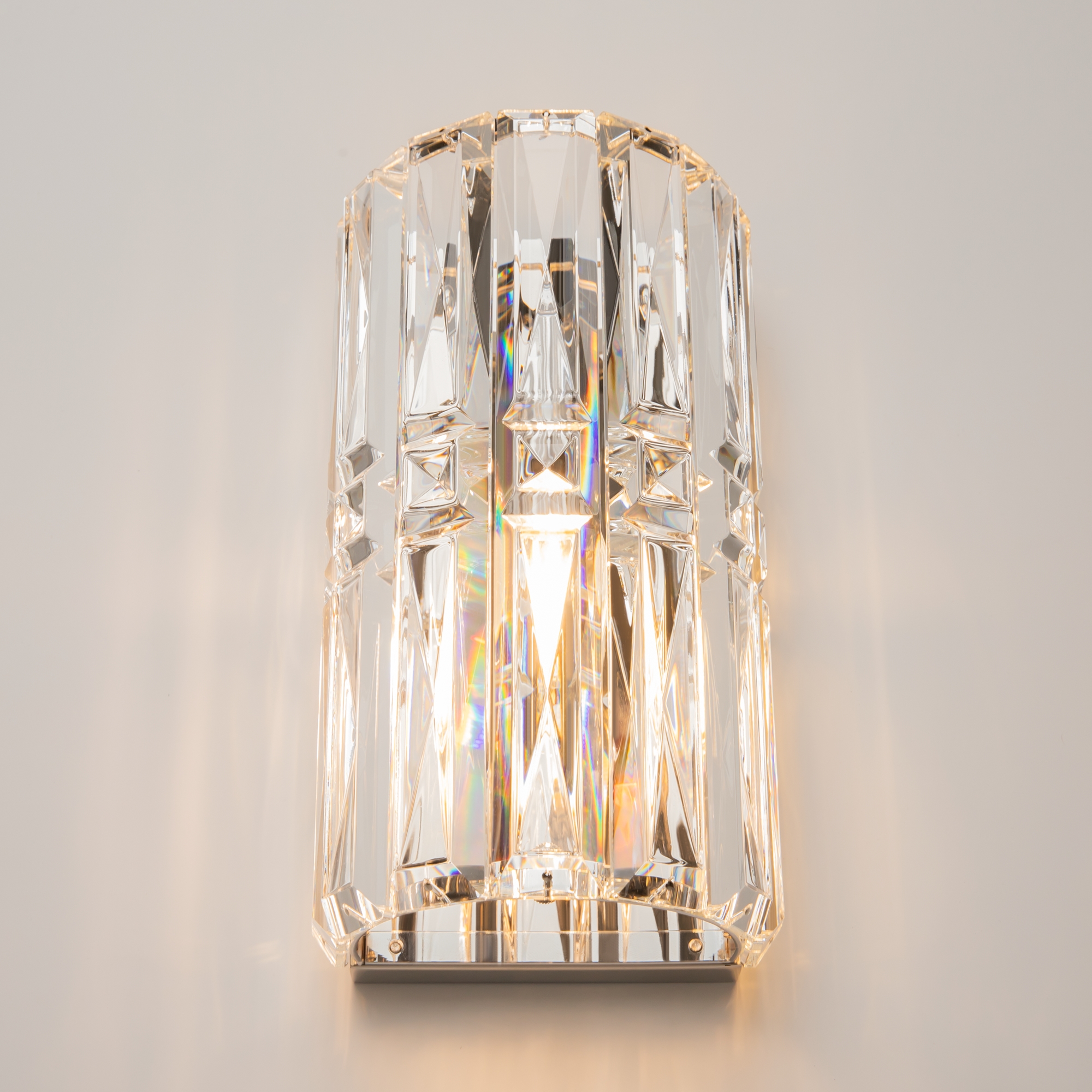 картинка Настенный светильник (бра) Maytoni MOD094WL-01CH от магазина pro-decor.kz