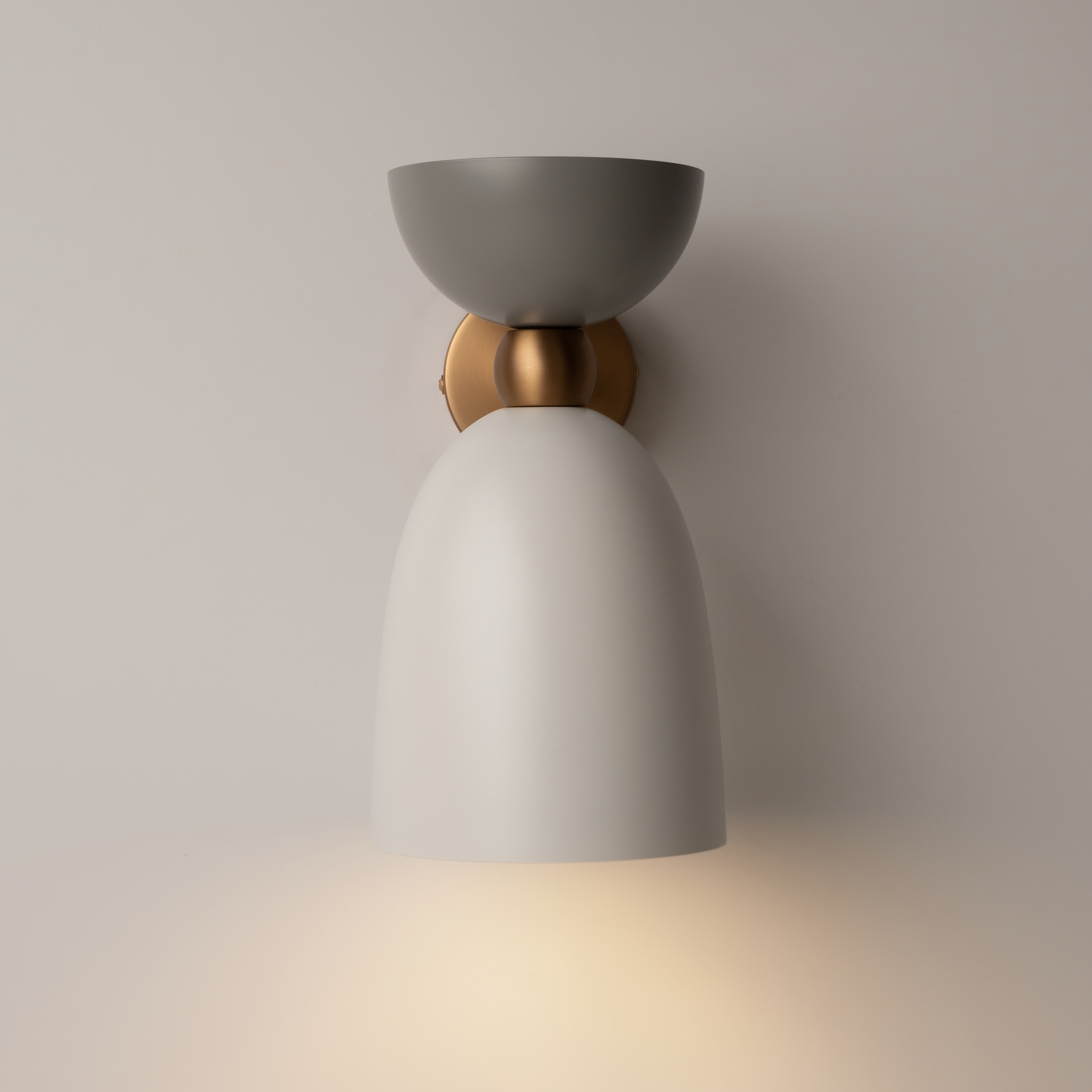картинка Бра Maytoni MOD113WL-01W от магазина pro-decor.kz