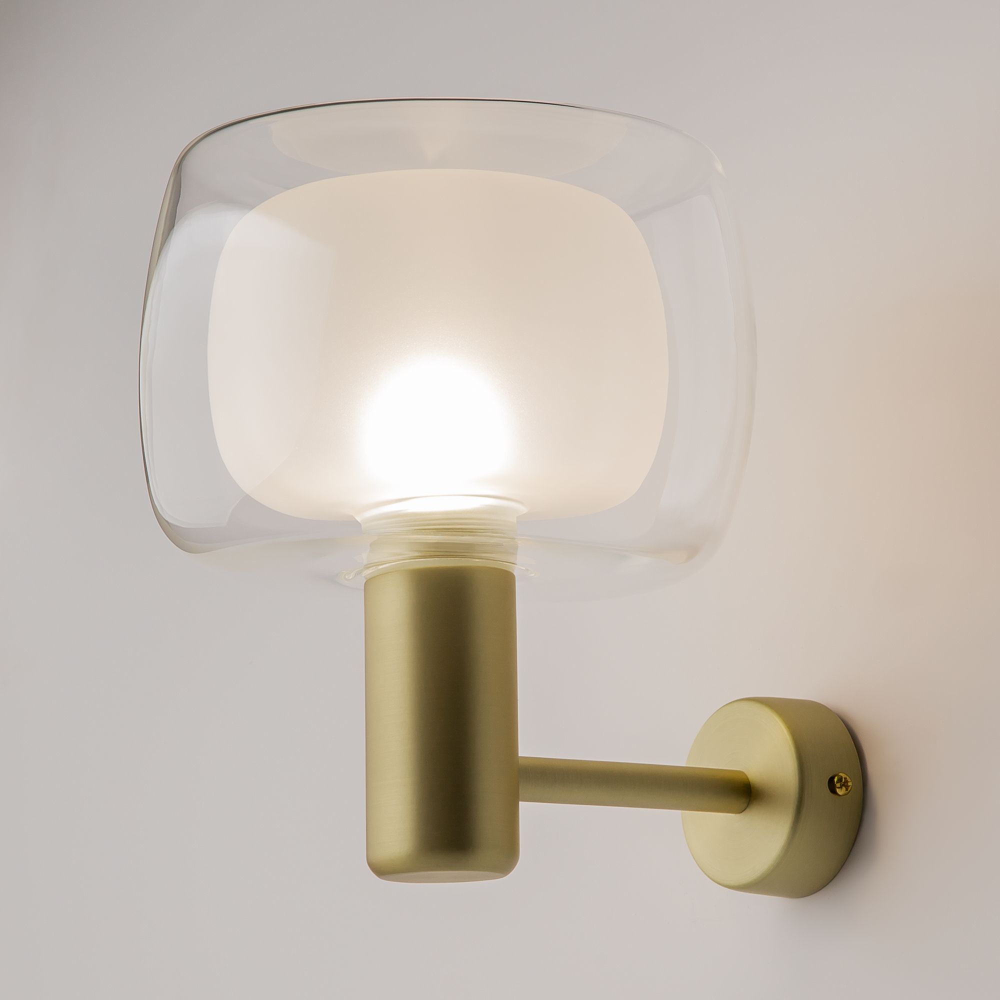 картинка Настенный светильник (бра) Maytoni MOD411WL-01G от магазина pro-decor.kz