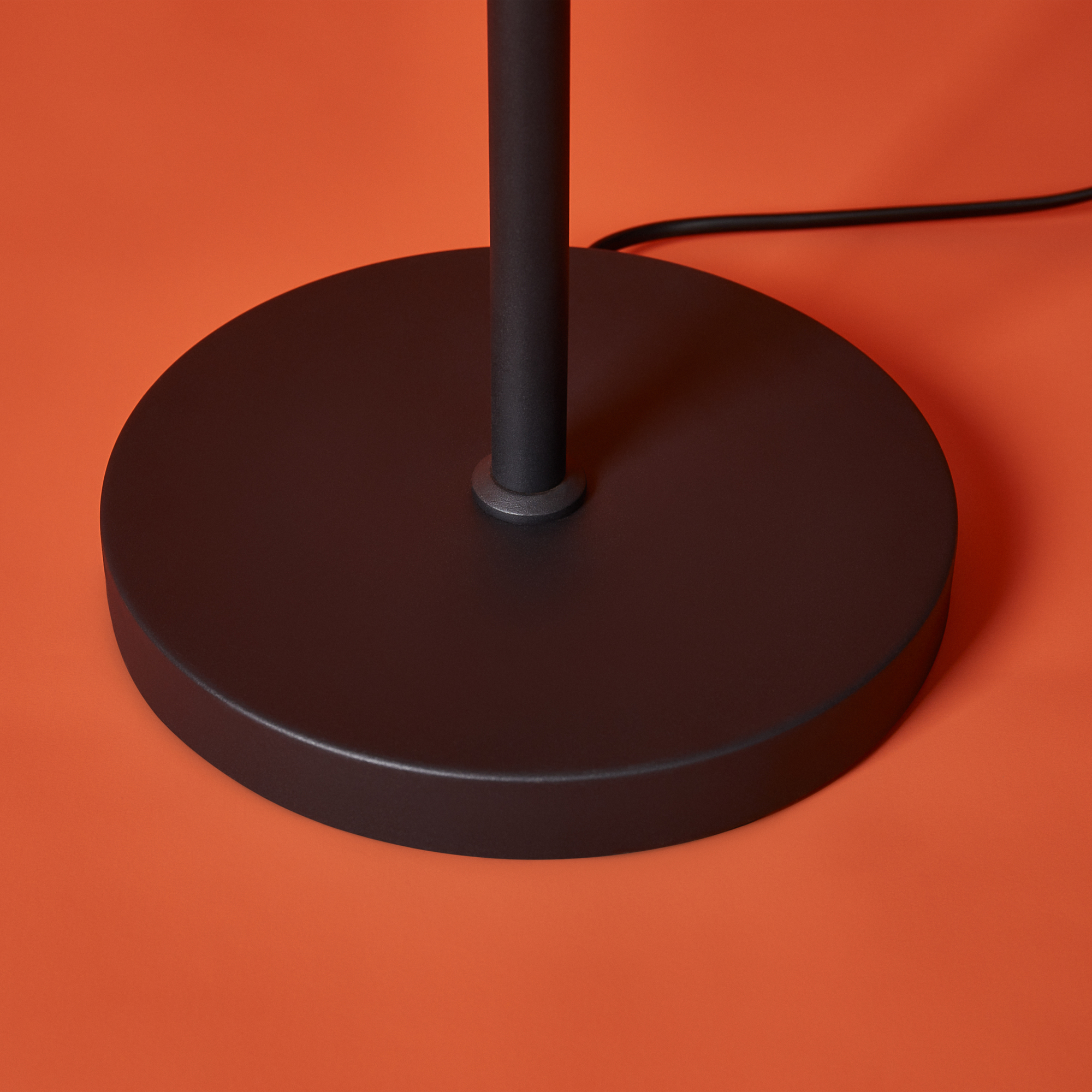 картинка Напольный светильник (торшер) Freya FR5553FL-L20B от магазина pro-decor.kz