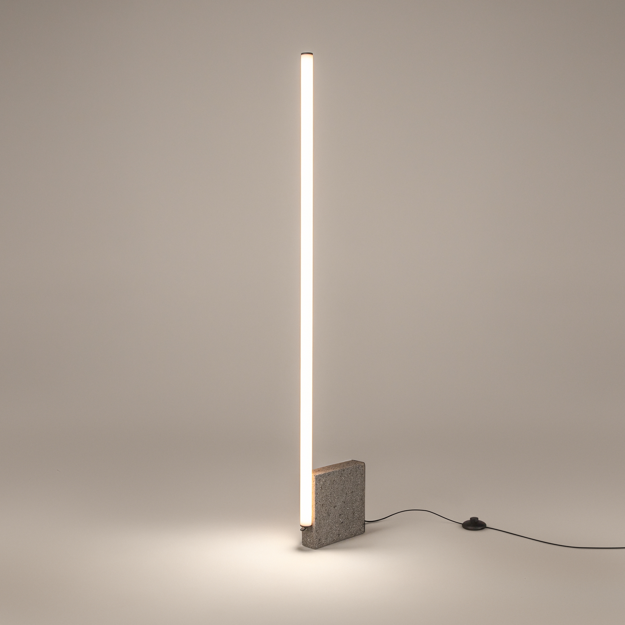 картинка Напольный светильник (торшер) Maytoni MOD277FL-L24GR3K от магазина pro-decor.kz