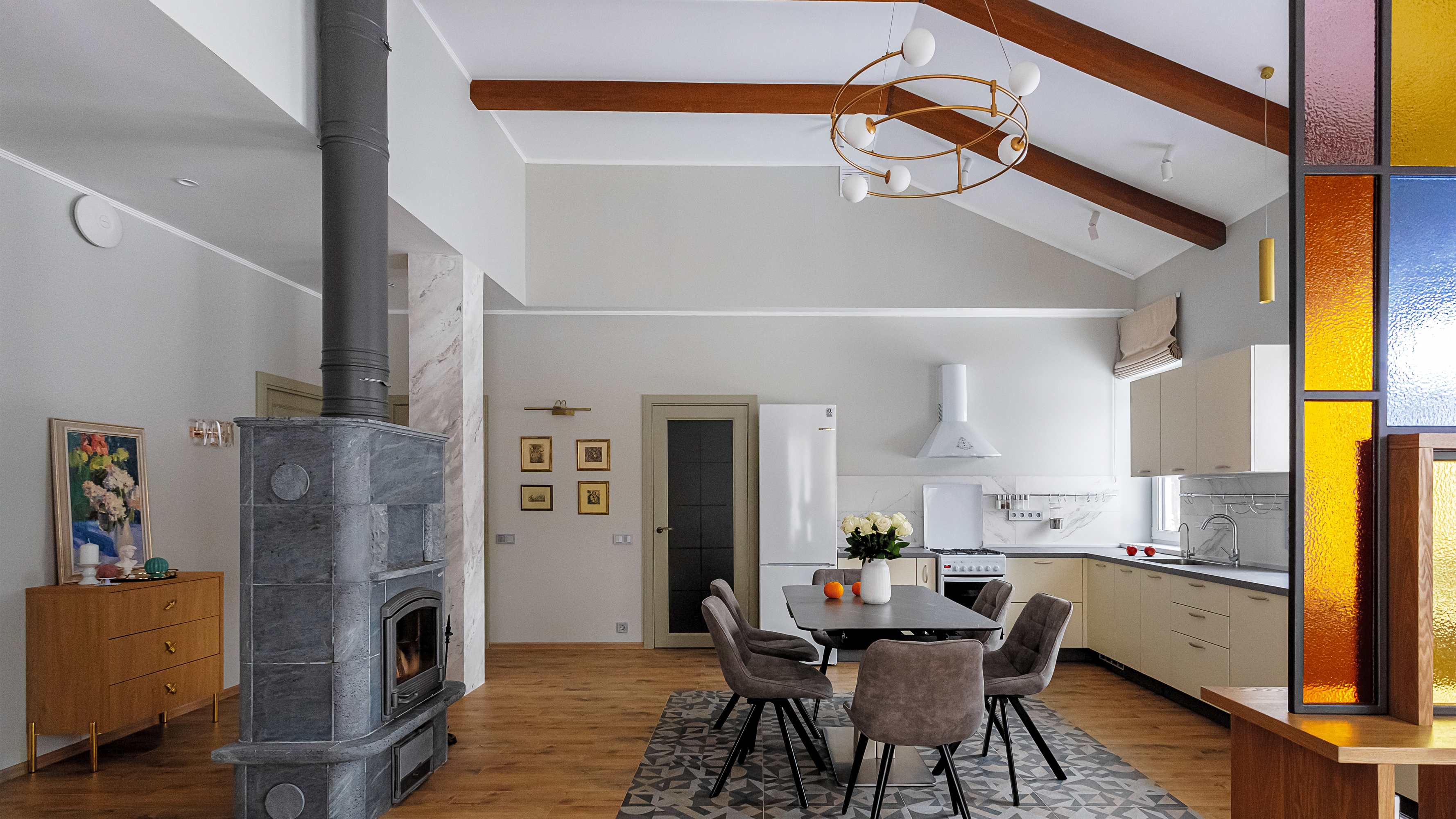 картинка Подвесной светильник Maytoni MOD317PL-06G от магазина pro-decor.kz