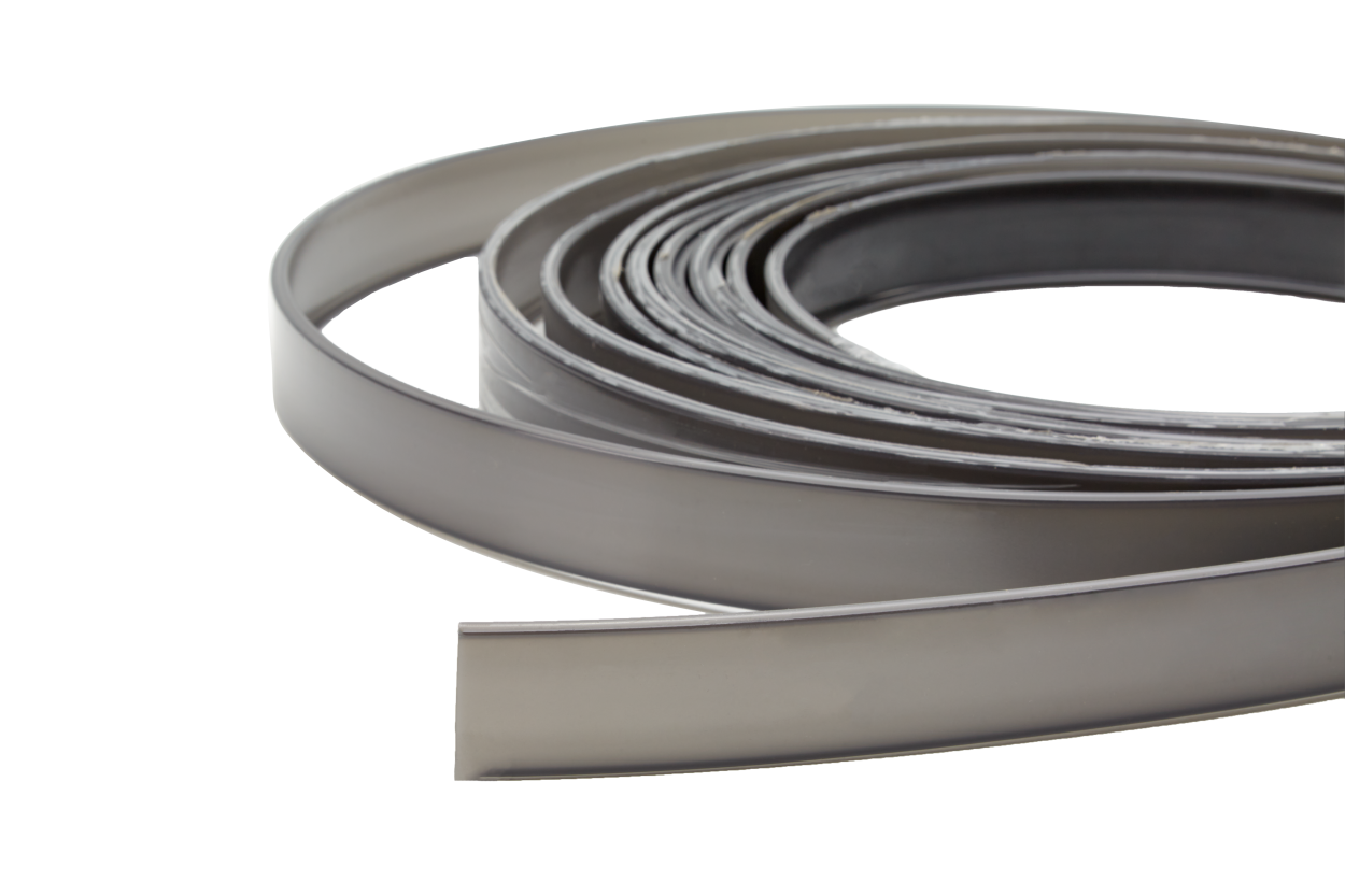 картинка Рассеиватель черн. в катушке для профиля LE.4932 от магазина pro-decor.kz