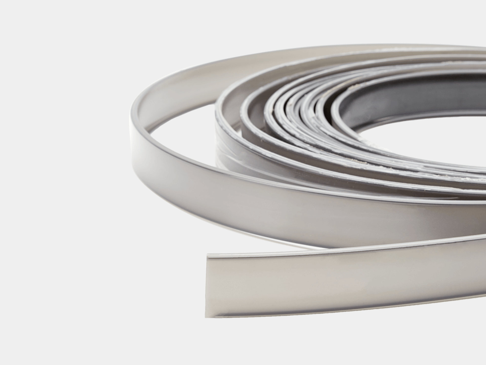 картинка Рассеиватель черн. в катушке для профиля LE.4932 от магазина pro-decor.kz