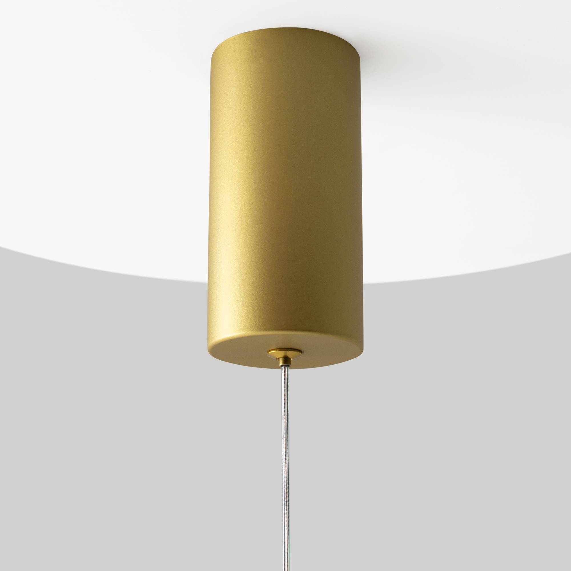 картинка Подвесной светильник Maytoni MOD157PL-L6GK от магазина pro-decor.kz