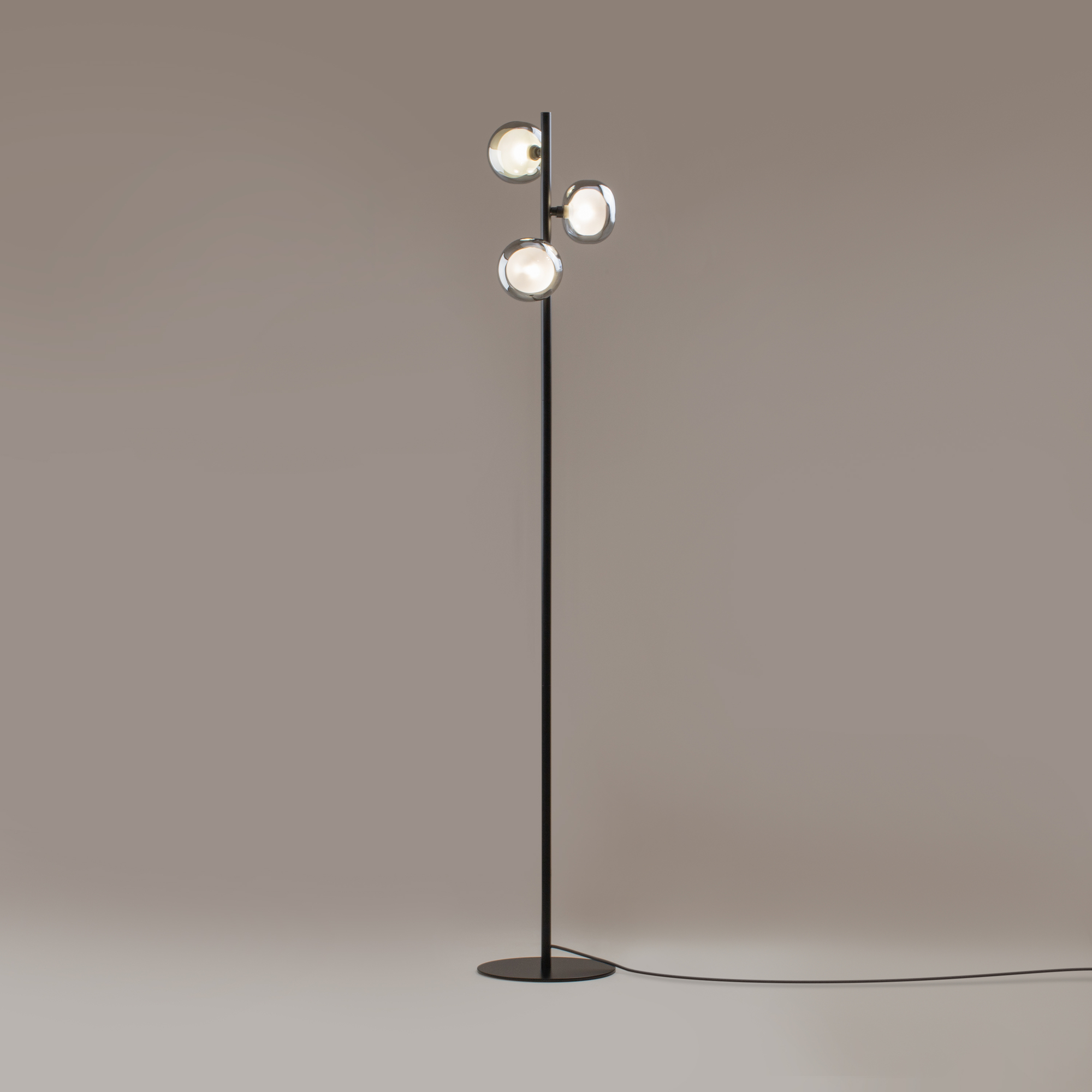 картинка Напольный светильник (торшер) Freya FR5435FL-03B от магазина pro-decor.kz