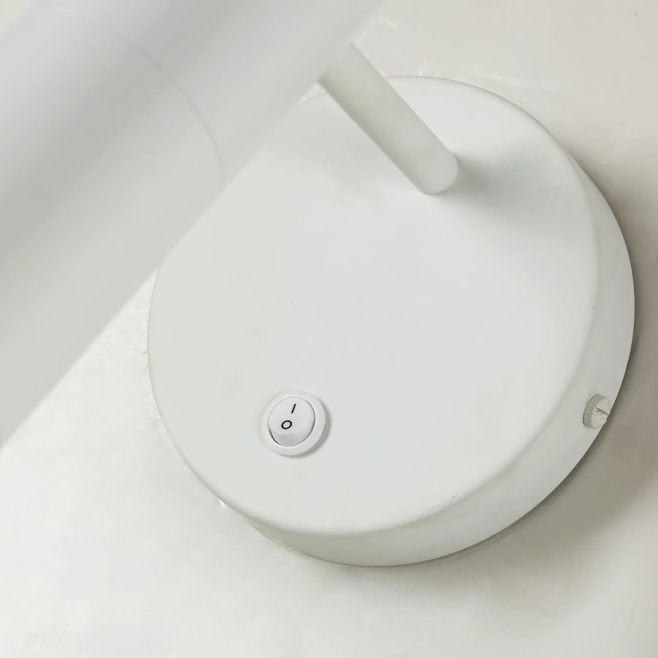 картинка Светодиодный спот Favourite Tube 2108-1W от магазина pro-decor.kz