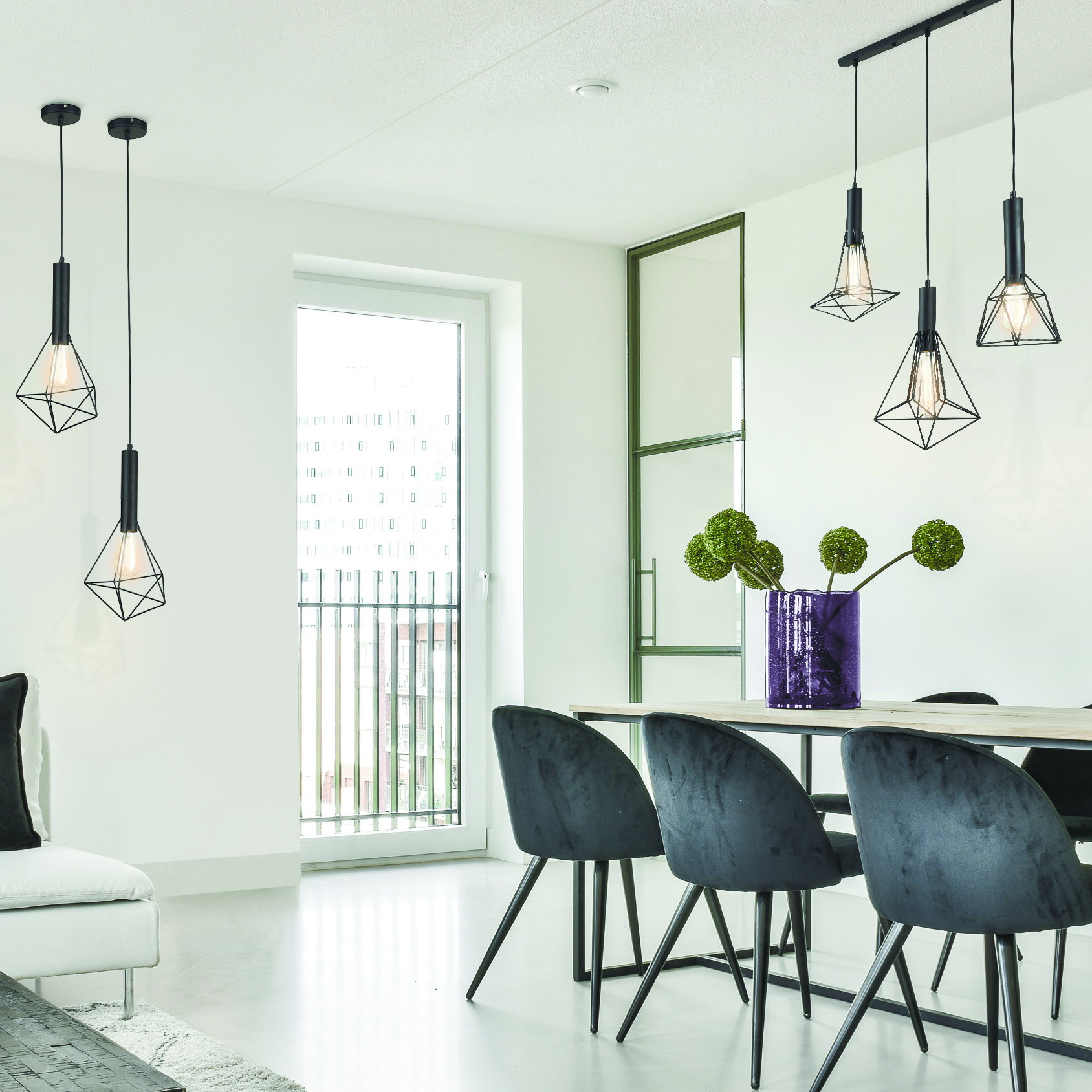 картинка Подвесной светильник Maytoni Spider T021-03-B от магазина pro-decor.kz