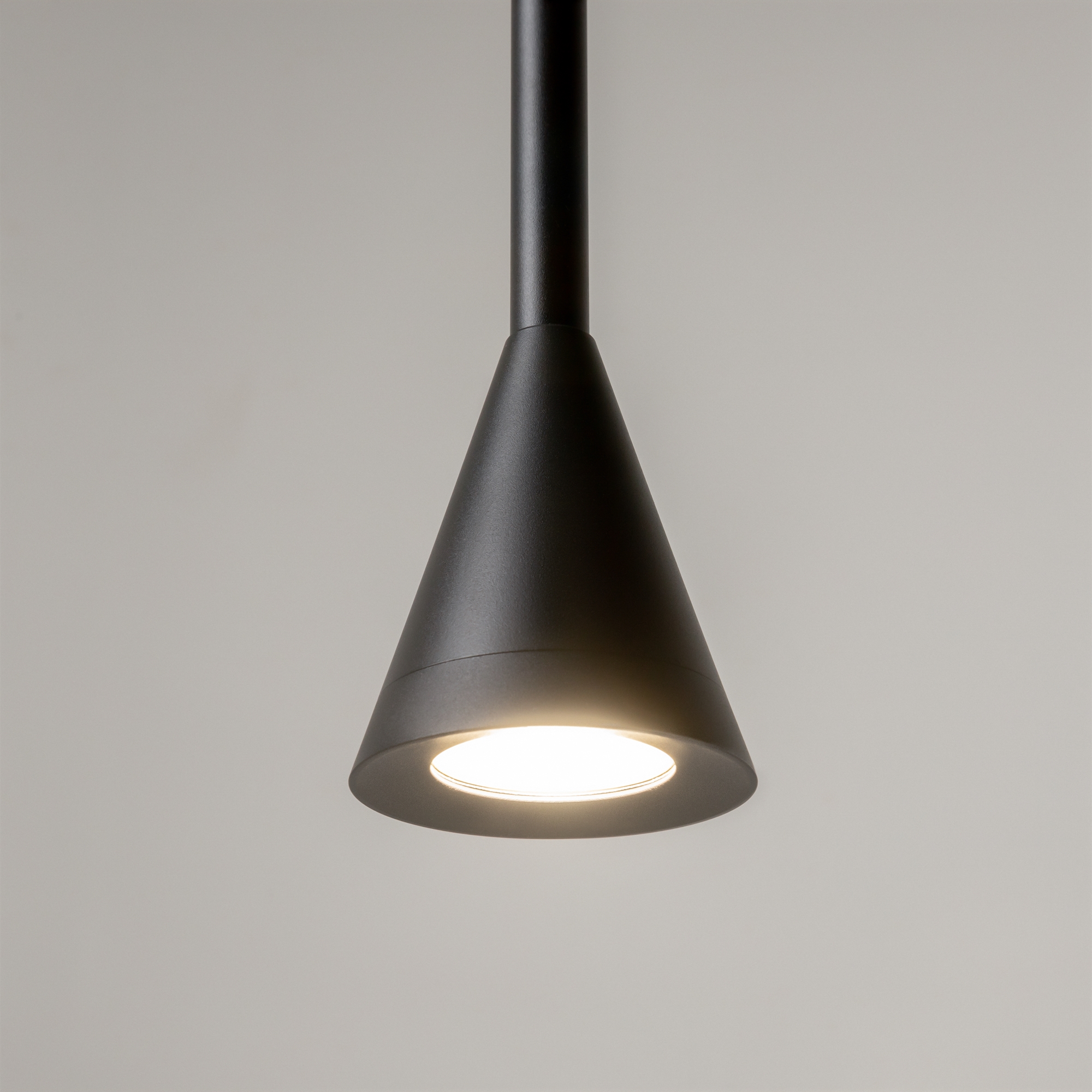 картинка Подвесной светильник Technical P064PL-01B-1 от магазина pro-decor.kz