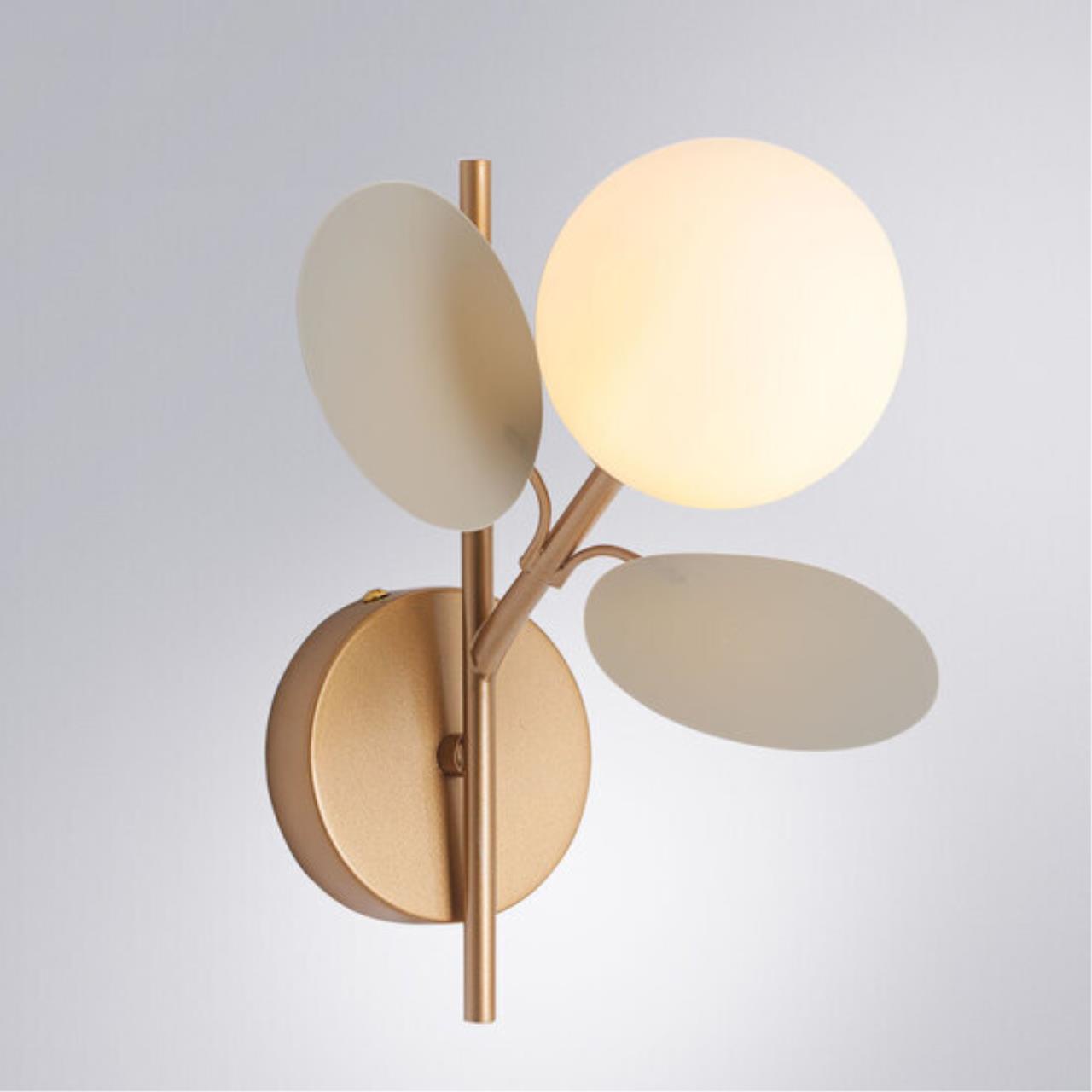 картинка Бра Arte Lamp PEACOCK A1369AP-1GY магазин pro-decor.kz являющийся официальным дистрибьютором в Казахстане картинка Бра Arte Lamp PEACOCK A1369AP-1GY от магазина pro-decor.kz
