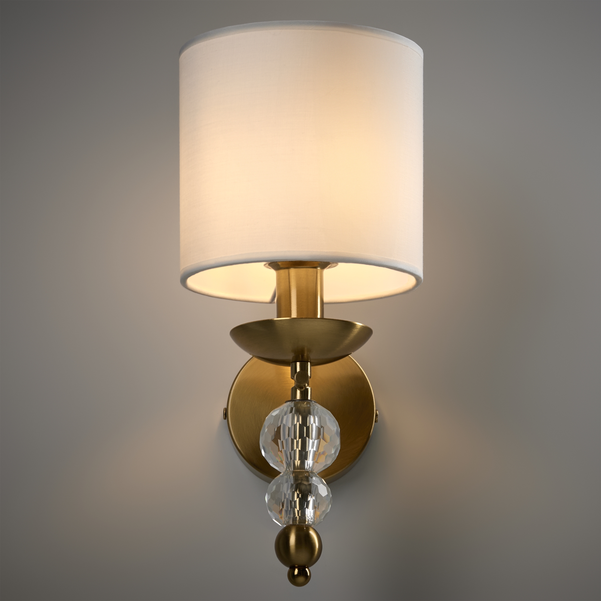 картинка Настенный светильник (бра) Freya FR1009WL-01BS магазин pro-decor.kz являющийся официальным дистрибьютором в Казахстане картинка Настенный светильник (бра) Freya FR1009WL-01BS от магазина pro-decor.kz