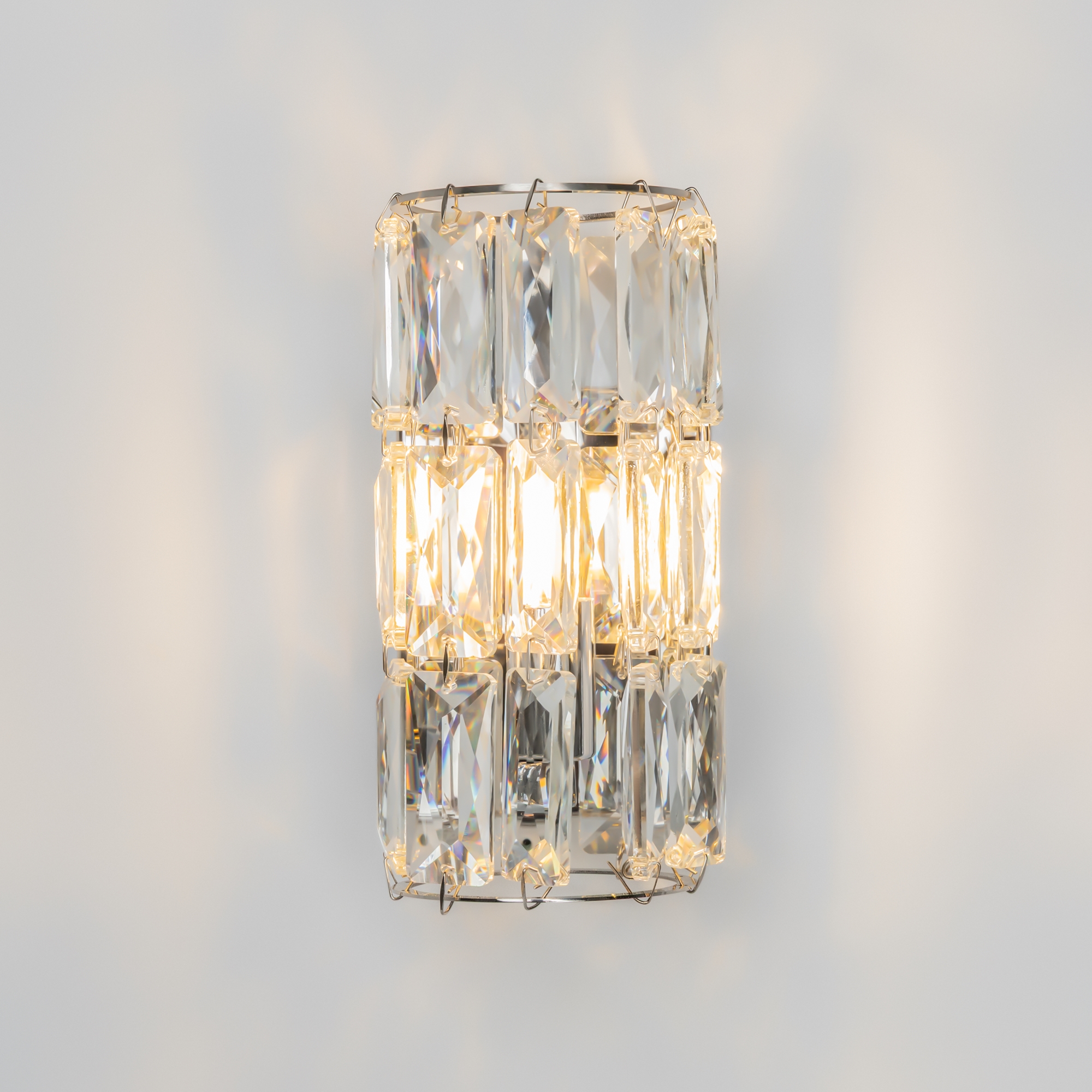 картинка Бра Maytoni Talento DIA008WL-1CH магазин pro-decor.kz являющийся официальным дистрибьютором в Казахстане картинка Бра Maytoni Talento DIA008WL-1CH от магазина pro-decor.kz