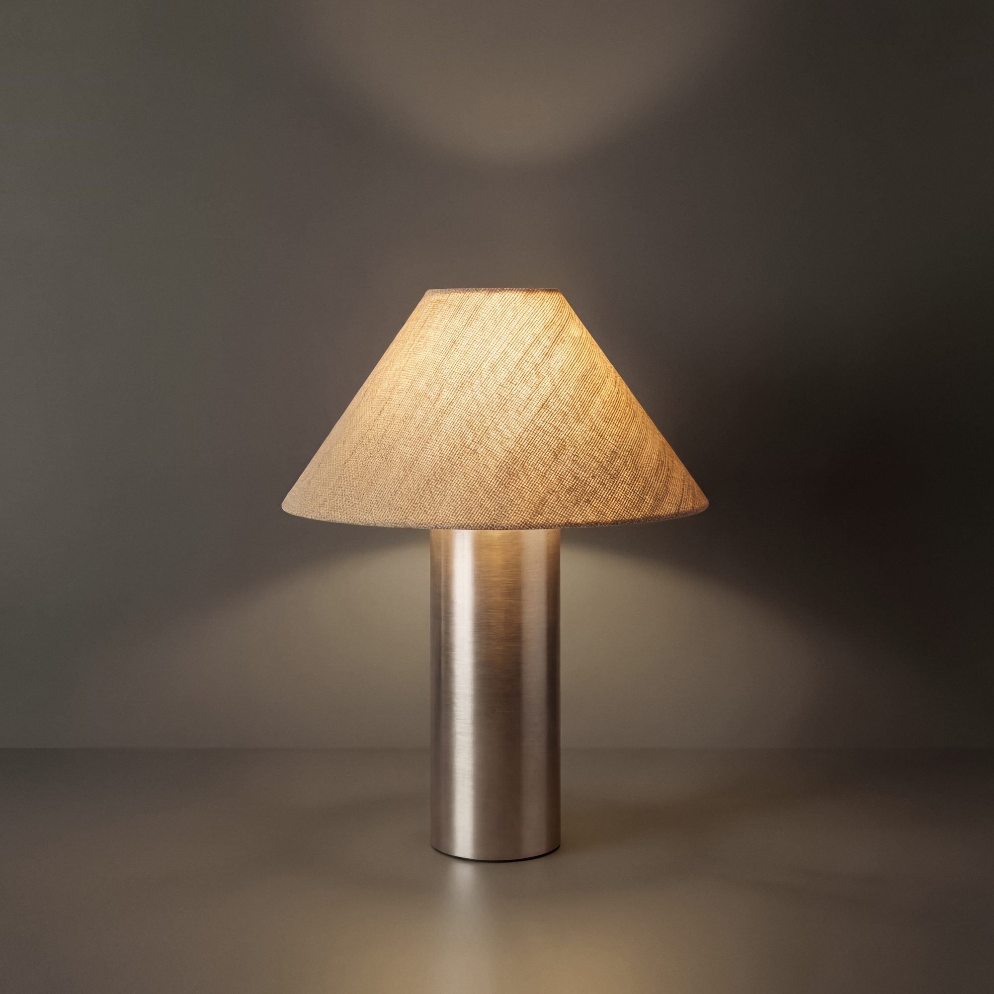 картинка Настольный светильник Freya FR5632TL-01N Zoe от магазина pro-decor.kz