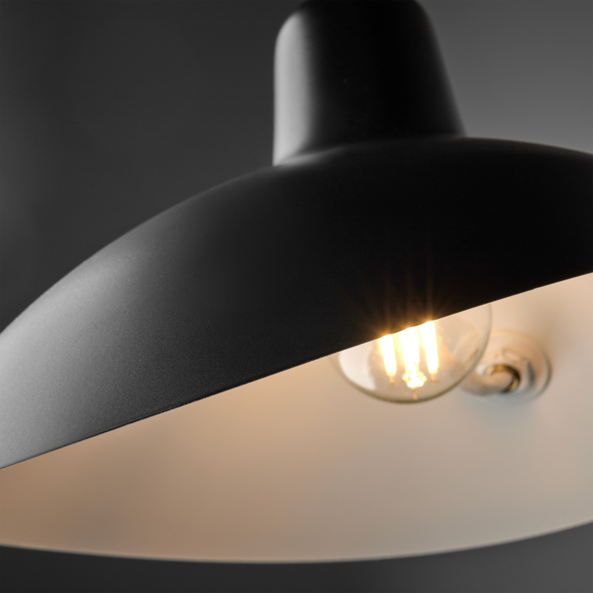картинка Настенный светильник (бра) Freya FR5383WL-01B от магазина pro-decor.kz