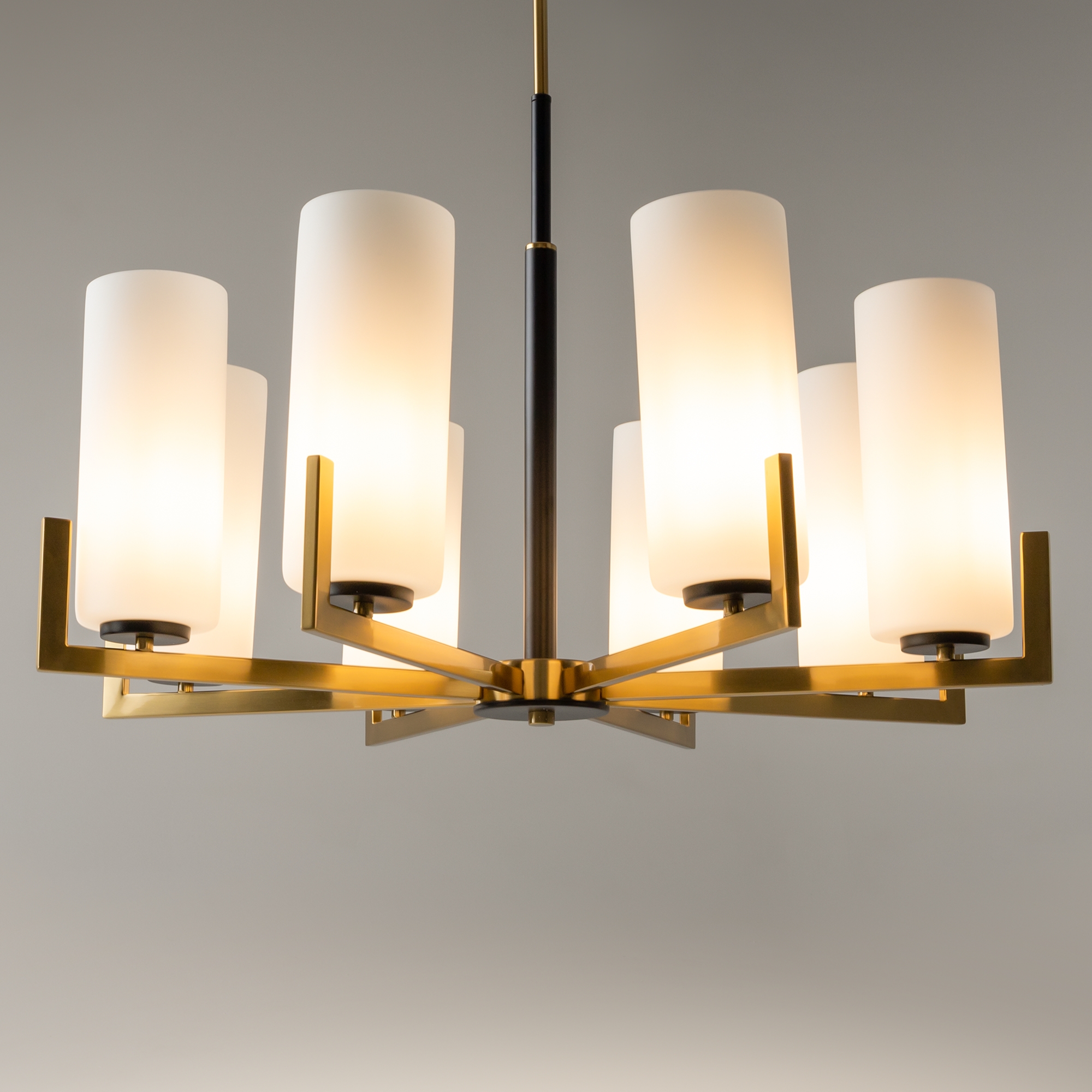 картинка Подвесная люстра Maytoni Fortano MOD089PL-08BS от магазина pro-decor.kz