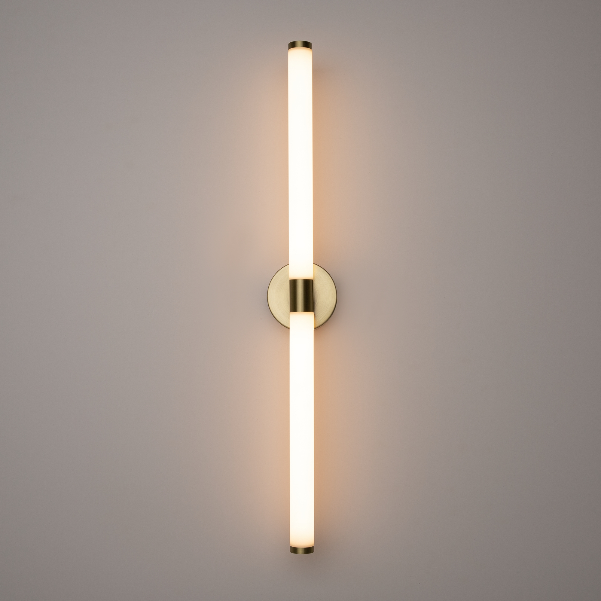 картинка Настенный светильник (бра) Maytoni MOD106WL-L16G3K от магазина pro-decor.kz