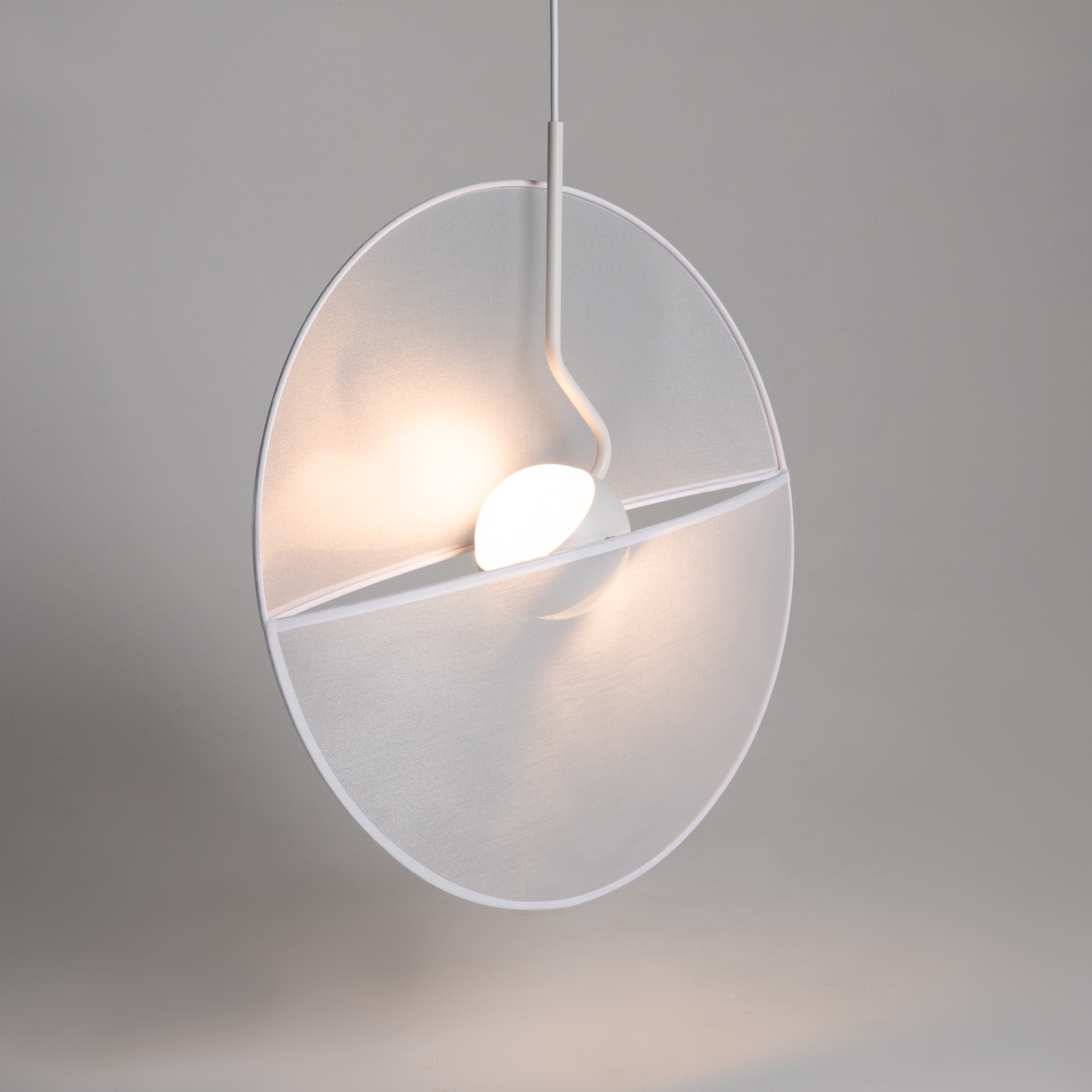 картинка Подвесной светильник Maytoni MOD154PL-L6W3K от магазина pro-decor.kz