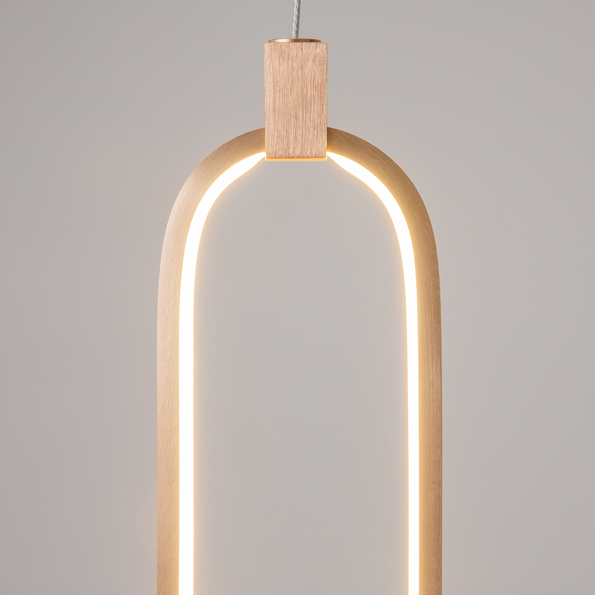 картинка Подвесной светодиодный светильник Maytoni Chain MOD017PL-L13G от магазина pro-decor.kz