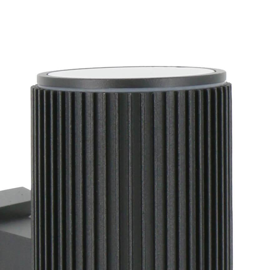 картинка Уличный настенный светильник Favourite Pola 2858-2W от магазина pro-decor.kz