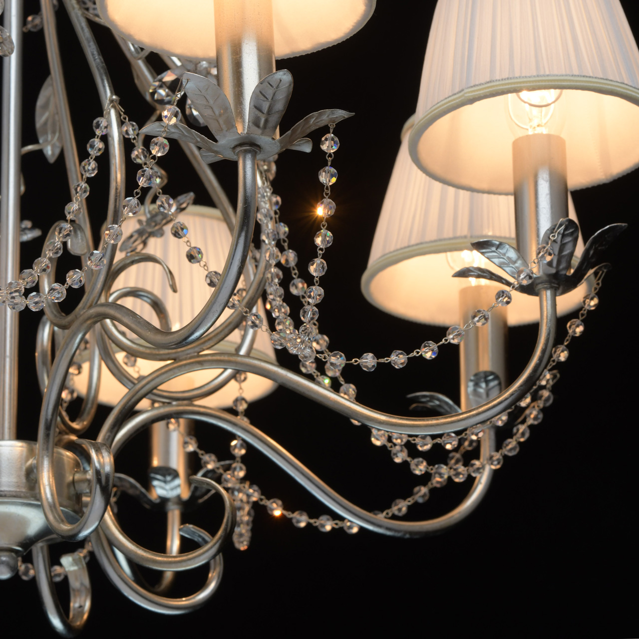 картинка Подвесная люстра Chiaro Валенсия 299011608 магазин pro-decor.kz являющийся официальным дистрибьютором в Казахстане картинка Подвесная люстра Chiaro Валенсия 299011608 от магазина pro-decor.kz