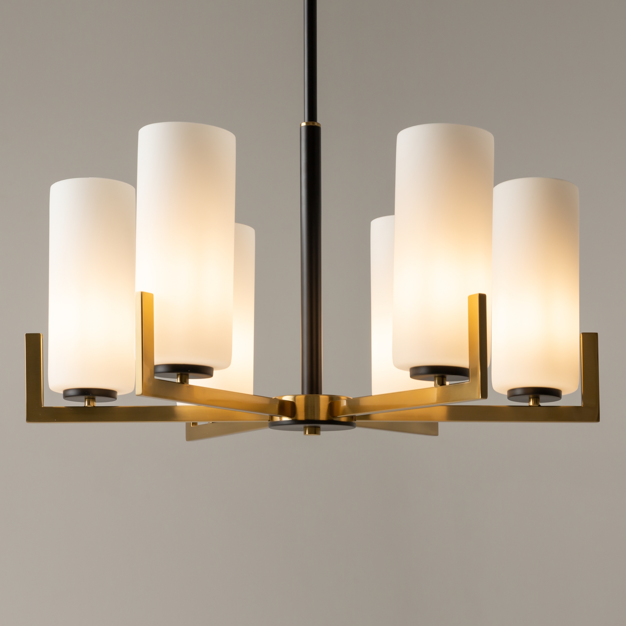 картинка Подвесная люстра Maytoni Fortano MOD089PL-06BS от магазина pro-decor.kz