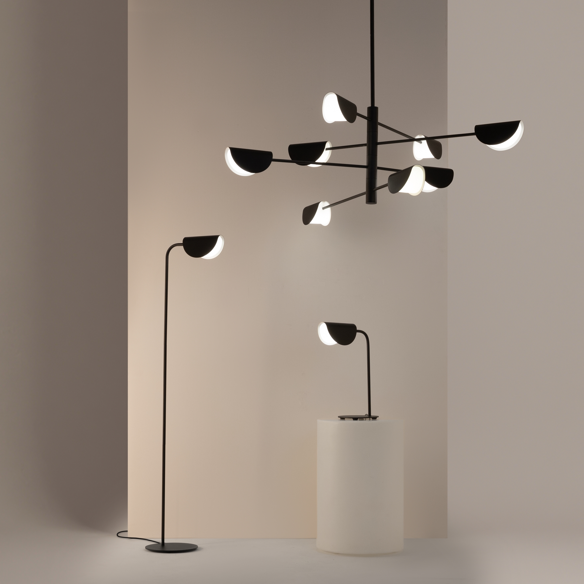 картинка Люстра Technical MOD126PL-08B от магазина pro-decor.kz