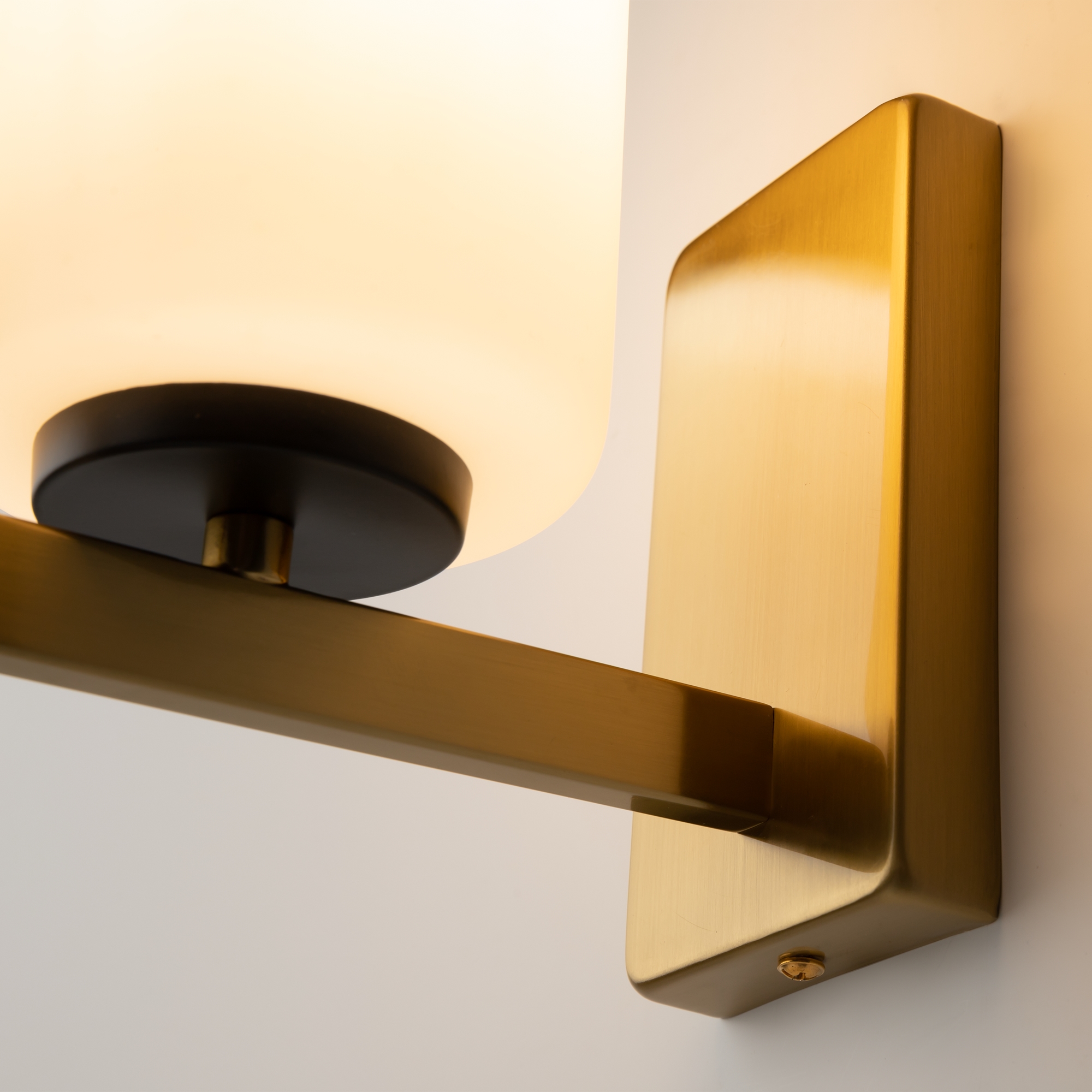 картинка Бра Maytoni Fortano MOD089WL-01BS магазин pro-decor.kz являющийся официальным дистрибьютором в Казахстане картинка Бра Maytoni Fortano MOD089WL-01BS от магазина pro-decor.kz