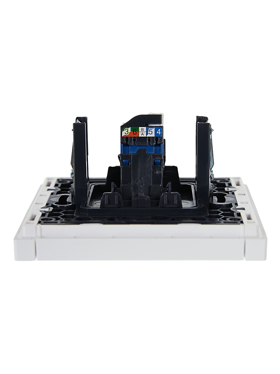картинка FORTE&PIANO Роз. комп. RJ45 кат.6 FP231 бел. IEK магазин pro-decor.kz являющийся официальным дистрибьютором в Казахстане картинка FORTE&PIANO Роз. комп. RJ45 кат.6 FP231 бел. IEK от магазина pro-decor.kz