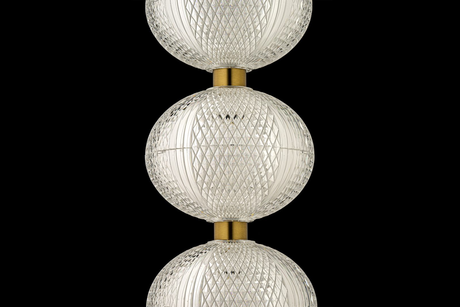 картинка Светильник подвесной Arti Lampadari Candels L 1.P9 G магазин pro-decor.kz являющийся официальным дистрибьютором в Казахстане картинка Светильник подвесной Arti Lampadari Candels L 1.P9 G от магазина pro-decor.kz