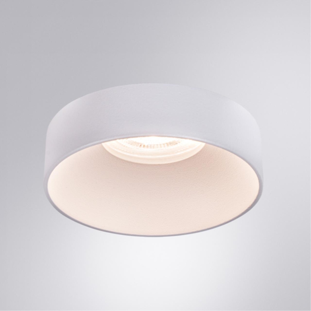 картинка Точечный встраиваемый светильник Arte Lamp RAMO A1240PL-1WH магазин pro-decor.kz являющийся официальным дистрибьютором в Казахстане картинка Точечный встраиваемый светильник Arte Lamp RAMO A1240PL-1WH от магазина pro-decor.kz