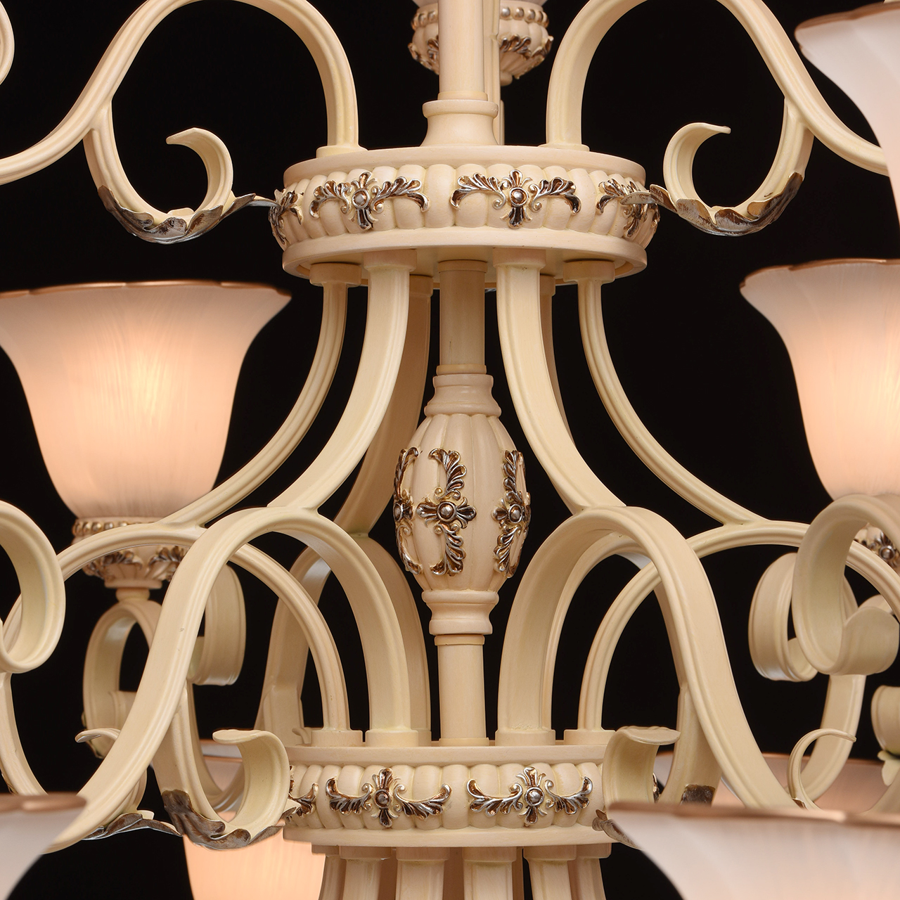 картинка Подвесная люстра Chiaro Версаче 254019421 от магазина pro-decor.kz