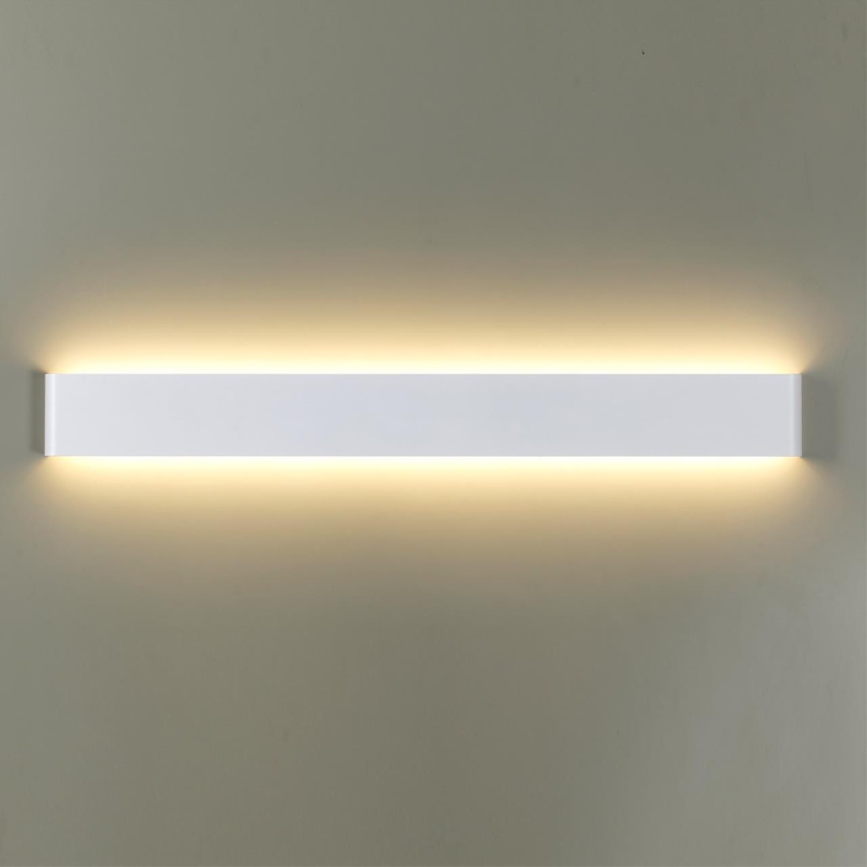 картинка Настенный светодиодный светильник Odeon Light Hightech Framant 4293/30WL магазин pro-decor.kz являющийся официальным дистрибьютором в Казахстане картинка Настенный светодиодный светильник Odeon Light Hightech Framant 4293/30WL от магазина pro-decor.kz
