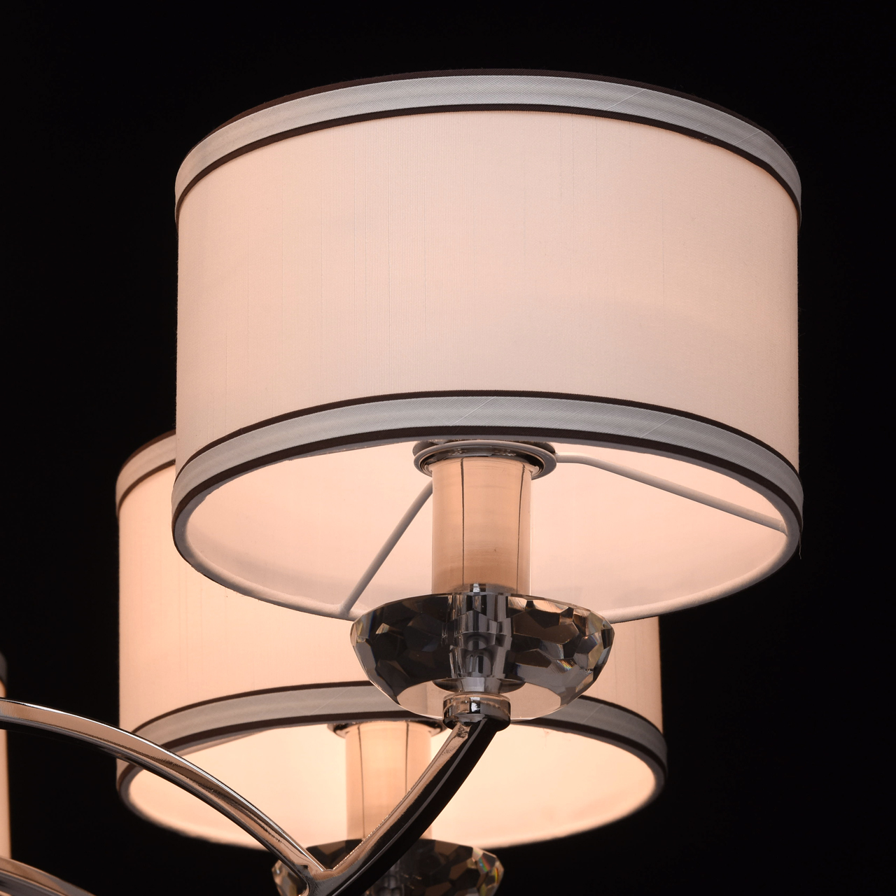 картинка Подвесная люстра Chiaro Палермо 386015012 от магазина pro-decor.kz
