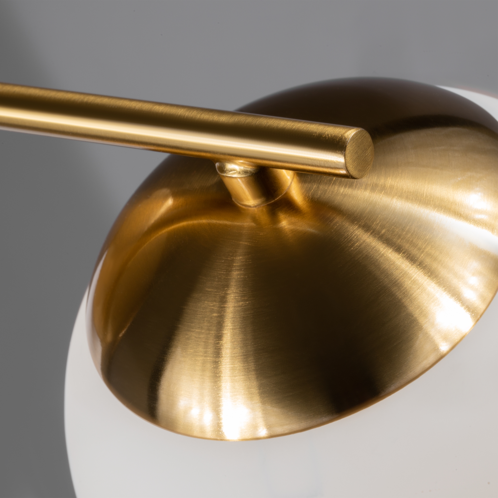 картинка Настенный светильник (бра) Freya FR5230WL-01BS магазин pro-decor.kz являющийся официальным дистрибьютором в Казахстане картинка Настенный светильник (бра) Freya FR5230WL-01BS от магазина pro-decor.kz