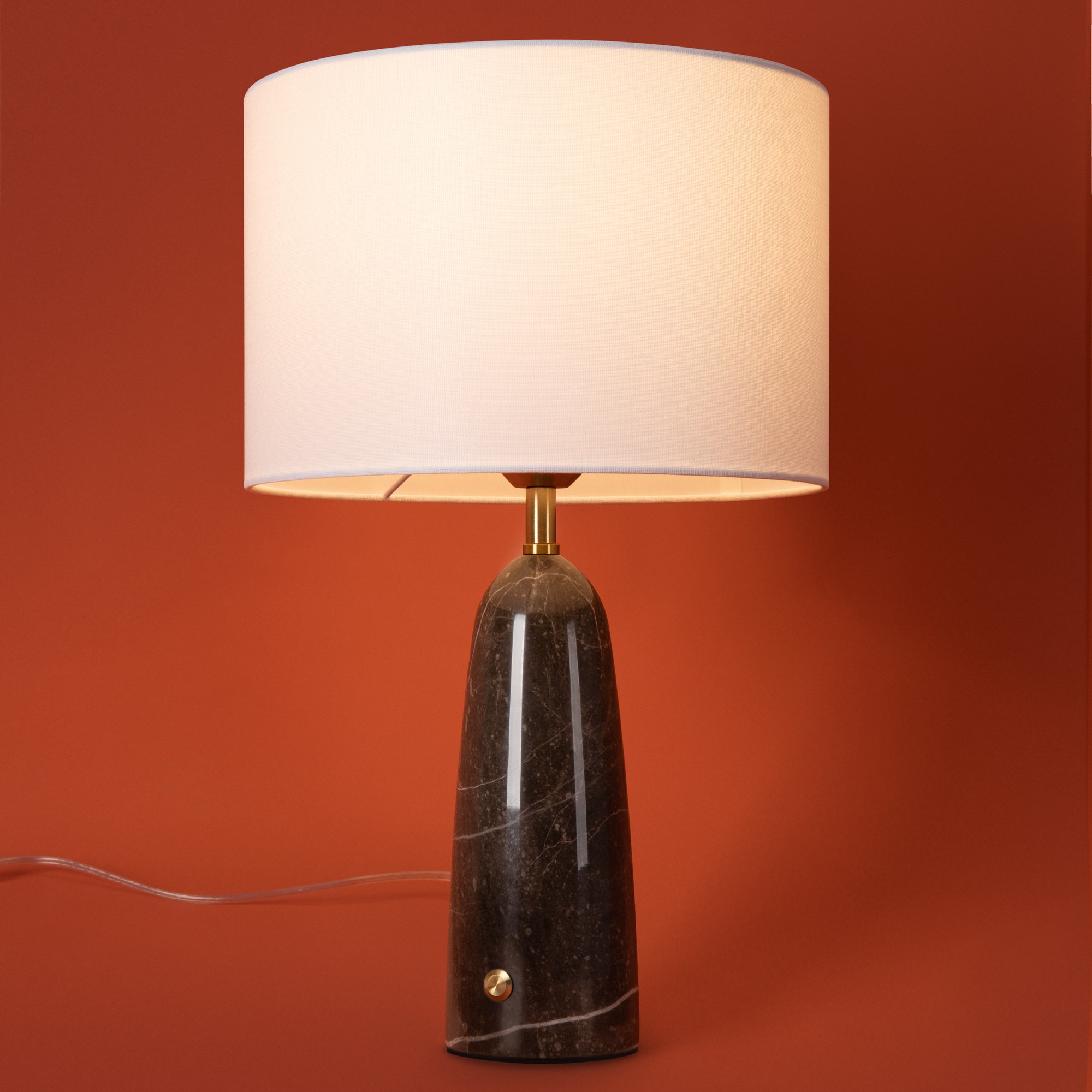 картинка Настольный светильник Freya FR2054TL-01BS2 MarmoLatte от магазина pro-decor.kz