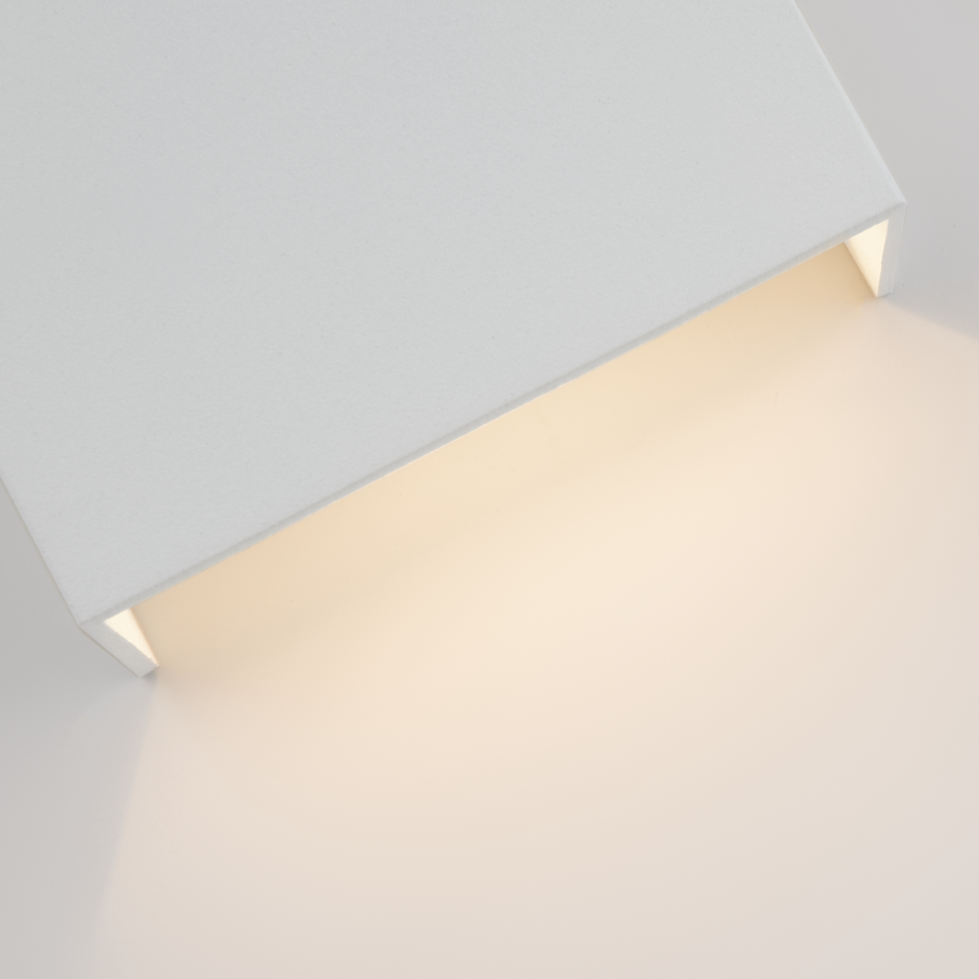 картинка Бра Maytoni O040WL-L11W3K магазин pro-decor.kz являющийся официальным дистрибьютором в Казахстане картинка Бра Maytoni O040WL-L11W3K от магазина pro-decor.kz