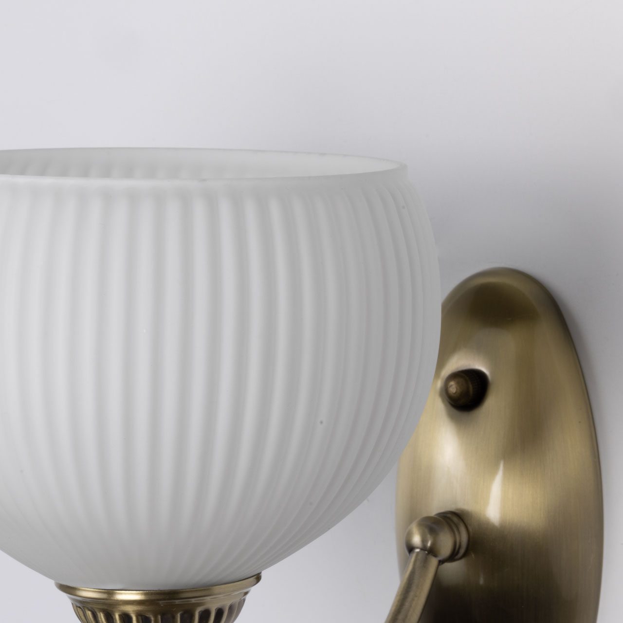 картинка 347029901 MW-light Фелиция Бра от магазина pro-decor.kz