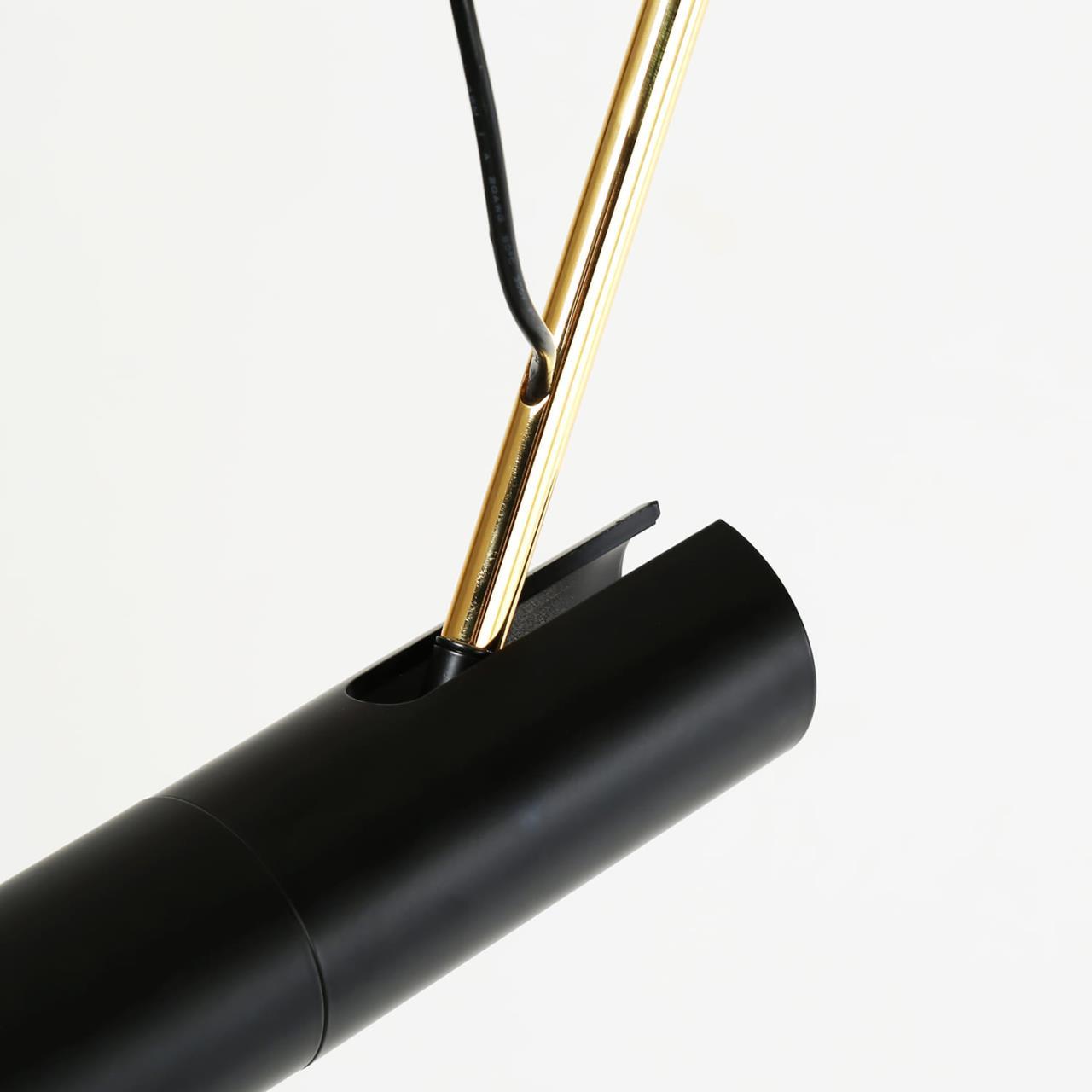 картинка Подвесной светодиодный светильник Favourite Tube 2107-1P от магазина pro-decor.kz